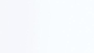 El dormir las ocho horas diarias recomendadas ayuda a tener una piel con un look descansado y saludable.