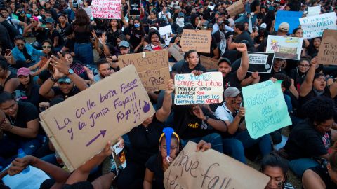 Thousands of people dressed in black congregate outside the headquarters of the Central Electoral Board (JCE) in protest against the suspension of Dominican municipal elections last Sunday in Santo Domingo, Dominican Republic, 19 February 2020. The protests that overflowed today became massive in Santo Domingo and spread to other cities in the country. EFE/Orlando Barría