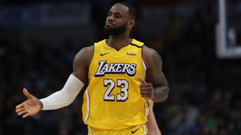 LeBron James es uno de los capitanes del Juego de las Estrellas.