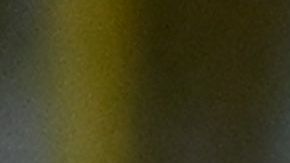 Marvin Monterrosa, valuado en $242 mil dólares disputa un balón con André-Pierre Gignac, valuado en $3.3 millones de dólares.