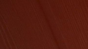 Un niño arropado con manta térmica en cárcel de ICE.