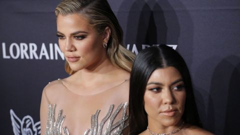 Kourtney y Khloé Kardashian.