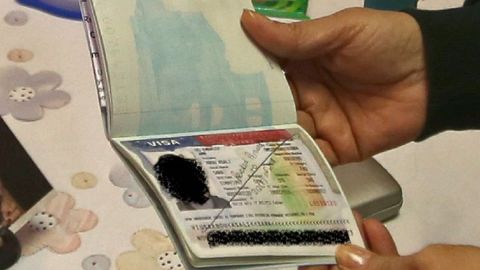 Las peticiones familiares por medio de adopción requieren la ayuda de abogado.