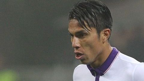 Carlos Salcedo durante su paso por la Fiorentina en 2016.
