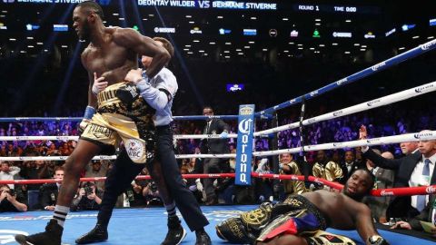 Deontay Wilder noqueó a Bermane en menos de tres minutos, en 2017.