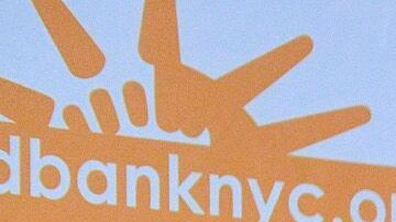 Margarette Purvis, directora ejecutiva del Banco de Alimentos, habla durante la Conferencia Anual sobre el hambre y la pobreza