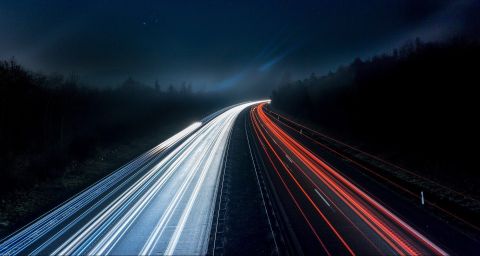 La carretera pretende reducir los niveles de contaminación emitidos por los vehículos de combustión