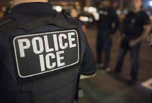 Acusan a ICE de torturar a inmigrantes africanos
