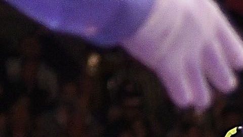 Saúl Álvarez espera que Saunders acepte la propuesta económica que le ofrecen.