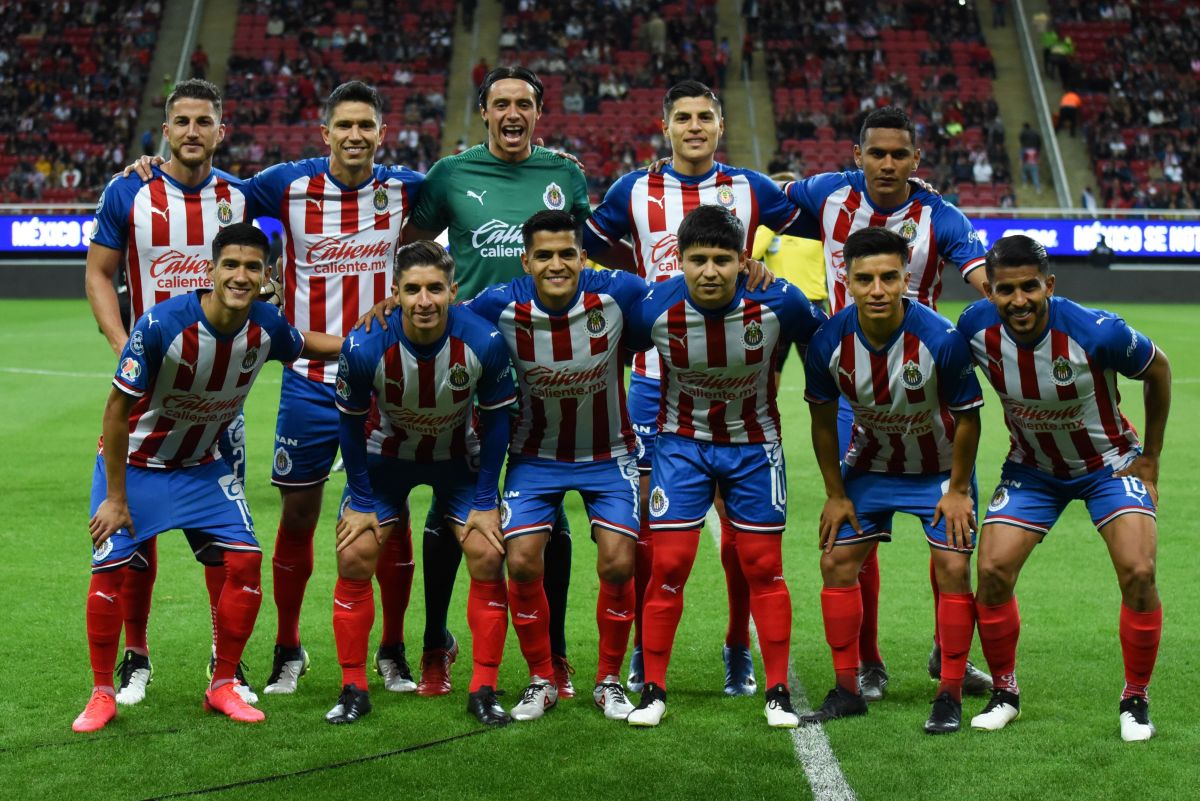 Chivas suma tres empates, una derrota y una victoria.