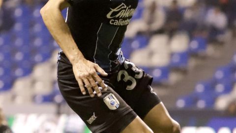 Puebla, Puebla, 24 de enero de 2020. Enrique Triverio durante el juego de la jornada 3 del torneo Clausura 2020 de la Liga BBVA MX , entre Club Puebla y Gallos Blanco del Querétaro, celebrado en el estadio Cuauhtémoc. Foto: Imago7/Mireya Novo