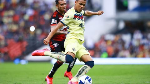 Román Martínez debutó en al primer equipo del América en el Clausura 2020.