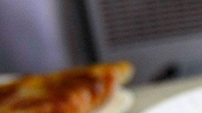 Little Caesars  usa algunos trucos para no tener tantos gastos en otras áreas.