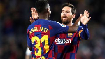 Ansu Fati y Leon Messi se combinaron para dos goles en Valencia.