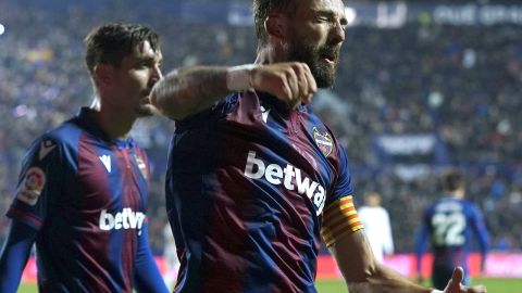 El Levante le puso el pie y le arrebató los tres puntos al Real Madrid.