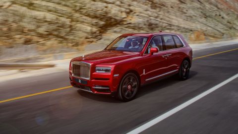 El Rolls-Royce Cullinan combina lujo y comodidad con todo terreno