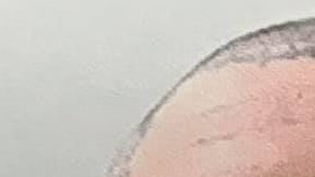 Aaron Mitchell Welch, sospechoso buscado por las autoridades.