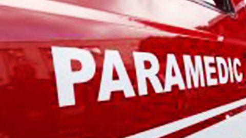Personal de rescate acudió al lugar del accidente.