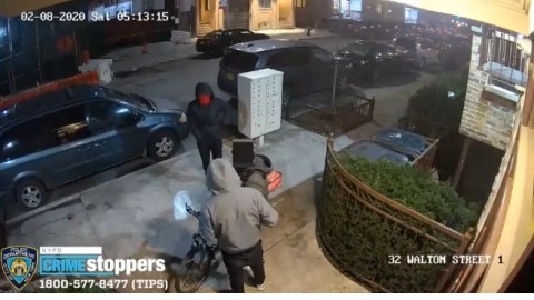Ataque el repartidor en Brooklyn