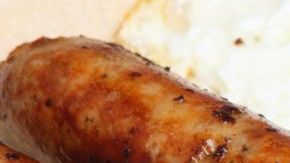 Integrar en tu alimentación el consumo de frutas, verduras, cereales integrales y legumbres potencia los niveles de colesterol bueno HDL.