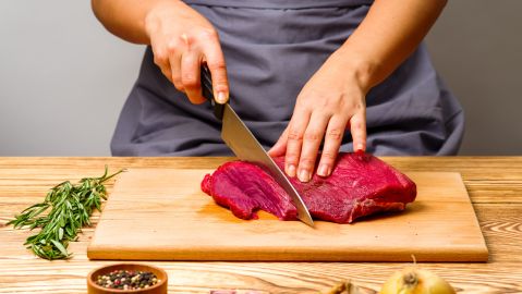 Gran parte del agua contenida en la carne, se pierde durante la cocción