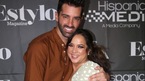 Adamari López junto a Toni Costa.