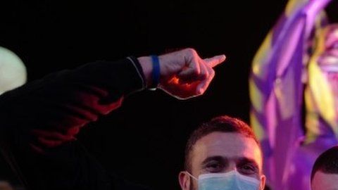 La OMS advierte que los jóvenes "no son invencibles".