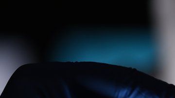 La prueba a la que se sometió el analista dio positivo.