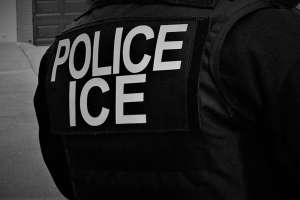 Hispano se hacía pasar por agente de Seguridad Nacional y ICE en Nueva York