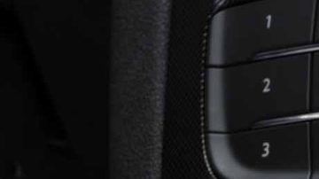 El aire acondicionado combina un enfriador y un calentador para ajustar la temperatura y la humedad del interior del vehículo