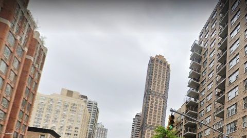 81st St. y 1st Ave., Manhattan