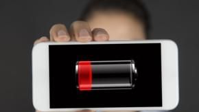 Las baterías de los celulares funcionan en ciclos de carga y descarga./Getty