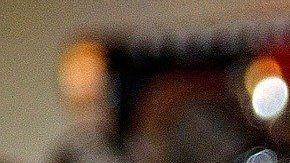 Junta las pilas descargadas y llévalas a un contenedor especial.