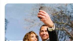 Sonrisas y tragos anoche en Gracie Mansion