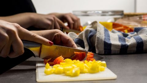 Prácticos consejos de higiene alimentaria para protegerte de riesgo de adquirir coronavirus.