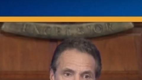 El gobernador Andrew Cuomo en conferencia de prensa.