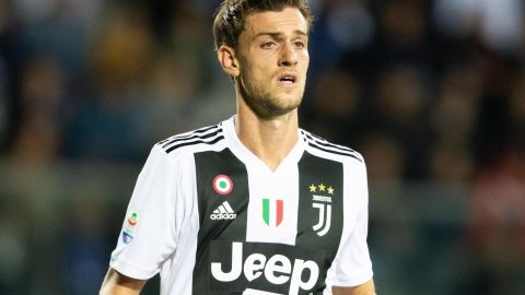 El defensor grabó un video para Juventus TV.