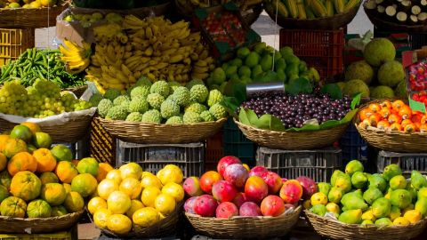 Conoce los beneficios de consumir frutas congeladas ¡Te sorprenderán!