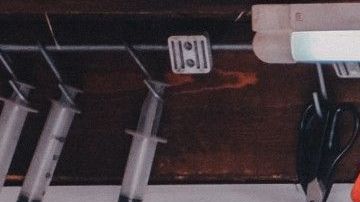 Paredes falsas de madera ayudan a colgar diferentes objetos.