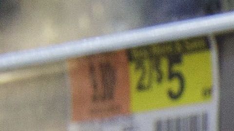 Las tiendas de licores están autorizadas a vender cerveza empaquetada pero tienen una restricción.