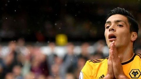 La liga inglesa, donde juega Raúl Jiménez tenía planeado su regreso para el 3 de abril, pero ahora será hasta el 30 del mismo mes.