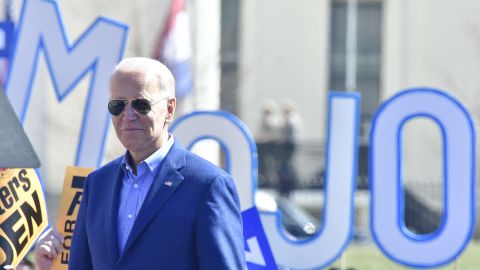 Biden aventaja a Sanders en las primarias demócratas del II Súper Martes.