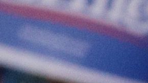 Bernie Sanders celebra resultados del Súper Martes con sus seguidores en Vermont.