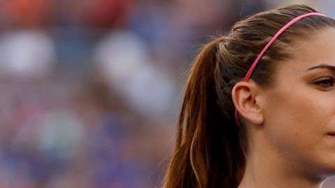 La campeona olímpica en Londres 2012 se mostró a favor de la adopción de mascotas.