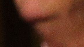 El príncipe William junto a la reina Isabel II.