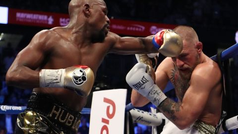 Floyd Mayweather Jr. derrotó a Conor McGregor, en 2017.