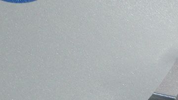 Walmart está registrando un aumento en la venta de artículos que la gente usa de la cintura para arriba.