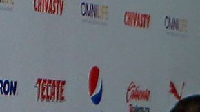 Almeyda apoya desde Estados Unidos.