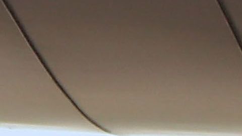 El equipo rojo venció al equipo  morado.