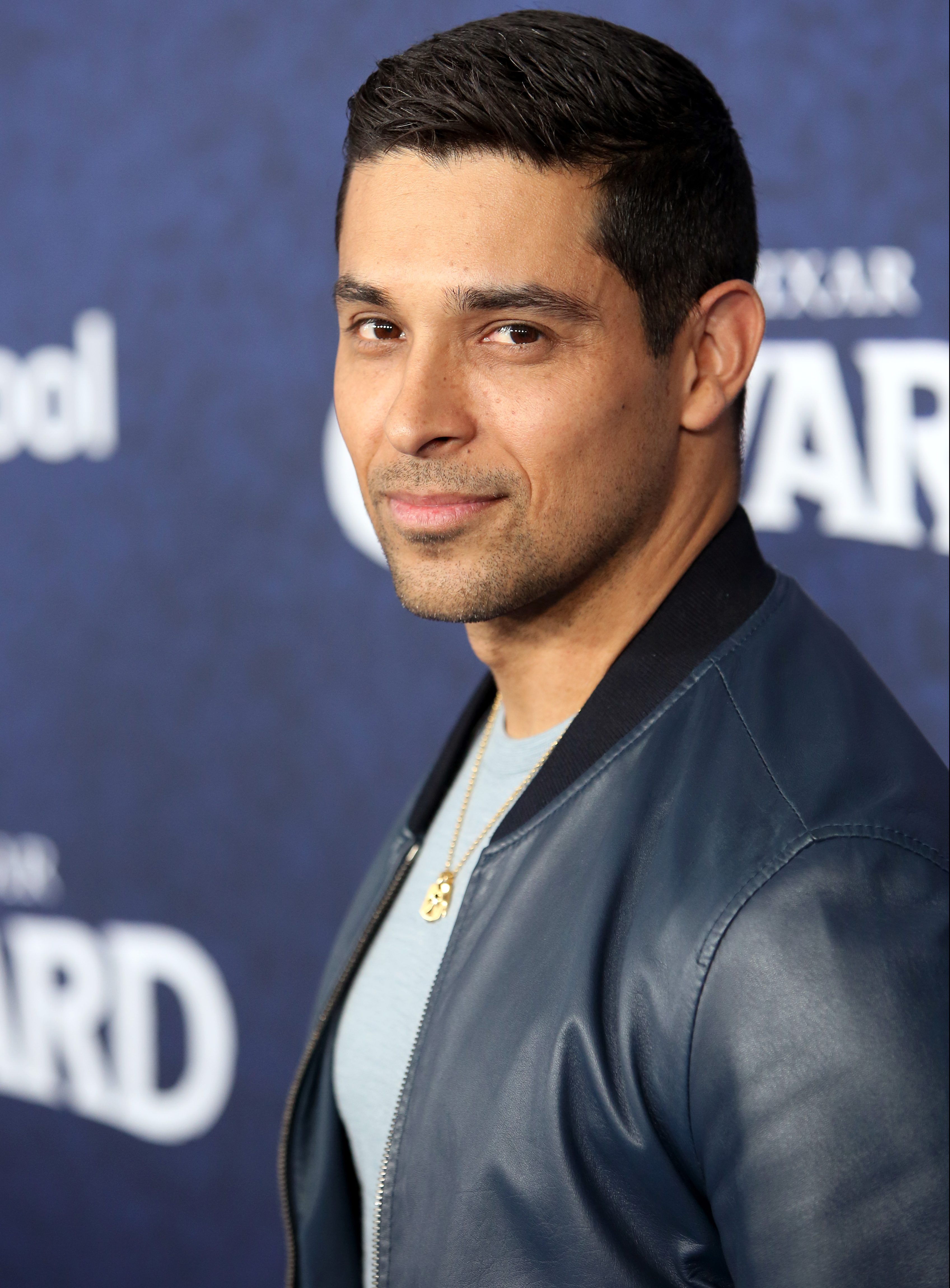 Wilmer Valderrama handy manny